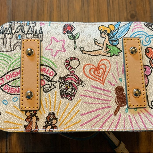 Disney Dooney & Bourke Bag - White Sketch - Crossbody New - Picture 7 of 10